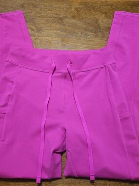 ALO Yoga Women's Hot Pink Drawstring Joggers